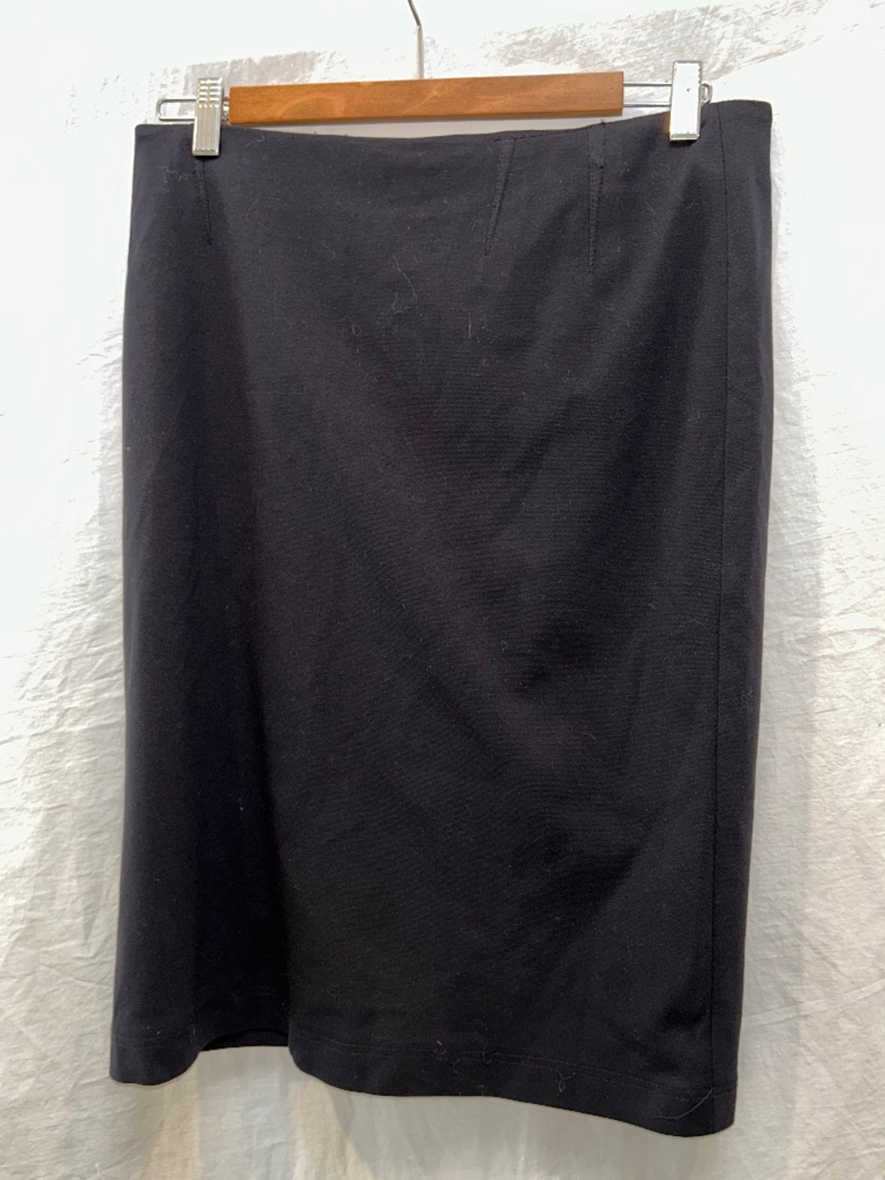 Akris Punto black stretch classic pencil skirt 8